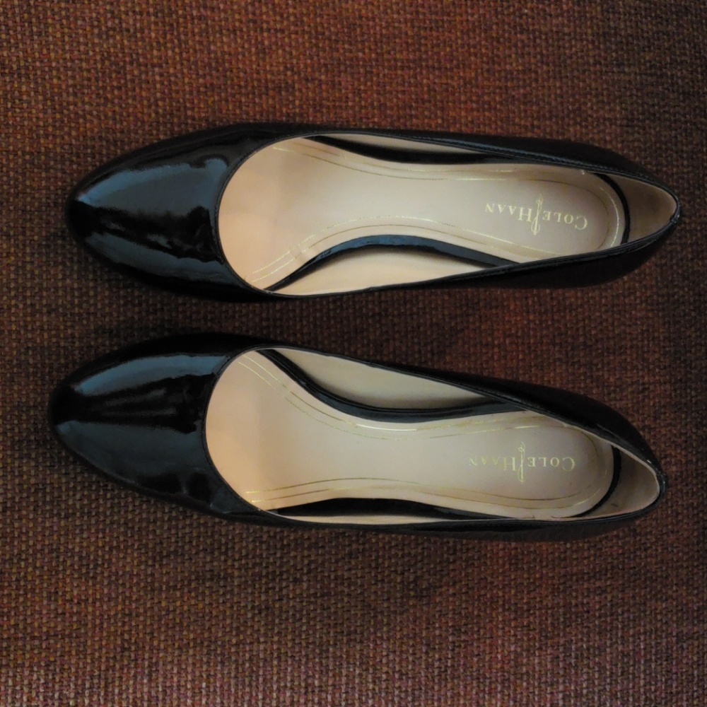 Cole Haan Heels Patent Size 8B - Picture 4 of 8